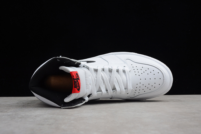 Air Jordan 1 Retro High OG ’Ying Yang Pack’ white 555088-102