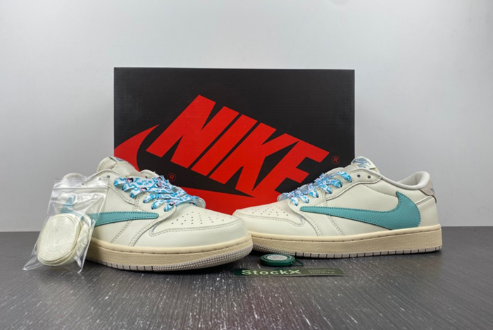 Travis Scott x Air Jordan 1 Low DM7866 102