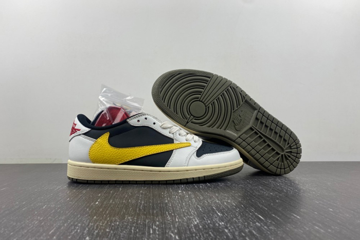 Travis Scott x Air Jordan 1 Low