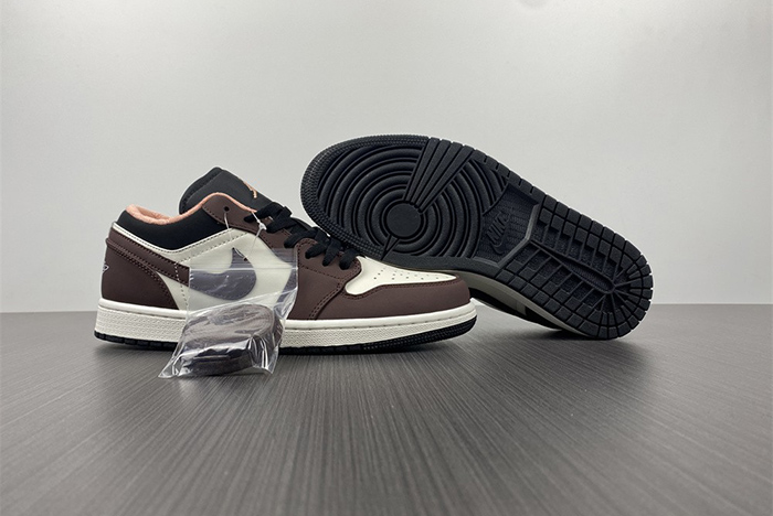 Air Jordan 1 Low “Mocha Brown” DC6991-200
