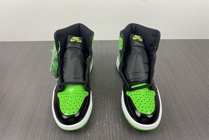 Air Jordan 1 Retr o OG 555088-030