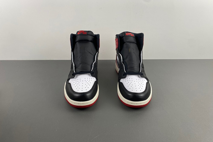 Air Jordan 1 High OG “Black Toe Reimagined” DZ5485-106
