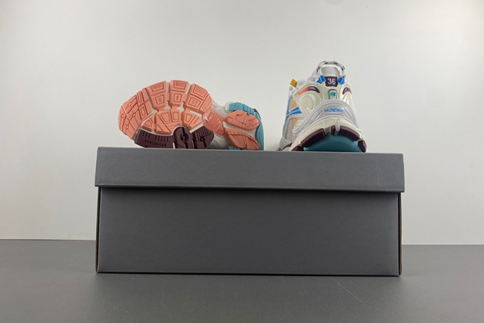 Balenciaga 772774-W3RNY-0326