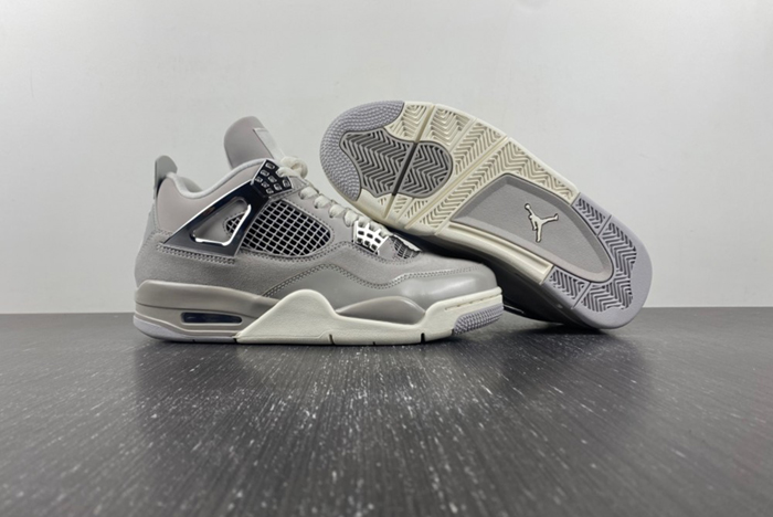 Air Jordan 4 WMNS “Frozen Moments” AQ9129-001