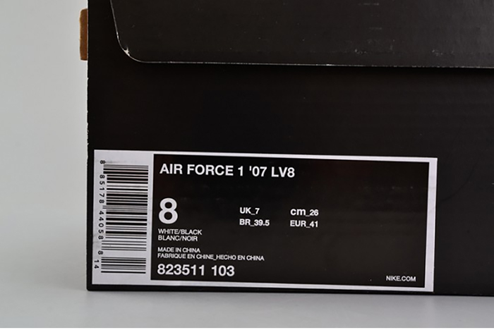 Nike Air Force 1