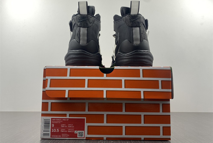 OFF-WHITE x Nike Air Force 1 Mid DO6290-001
