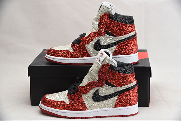 AIR JORDAN 1 The North Pole Chicago CK5566-610