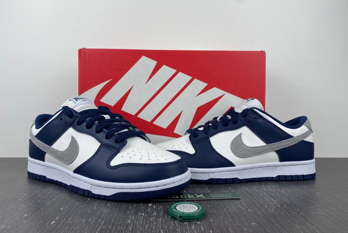 Nike Dunk Low “Midnight Navy”   FD9749-400