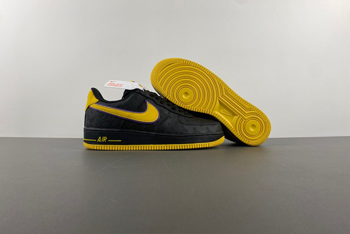 Kobe Bryant x Nike Air Force 1 Low HV5122-001