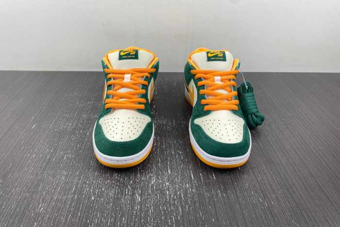 Nike SB Dunk Low Pro 304292-383