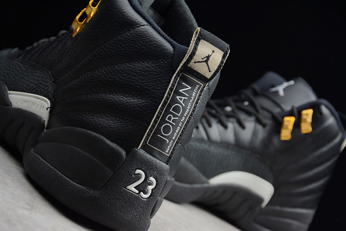 AIR JORDAN 12