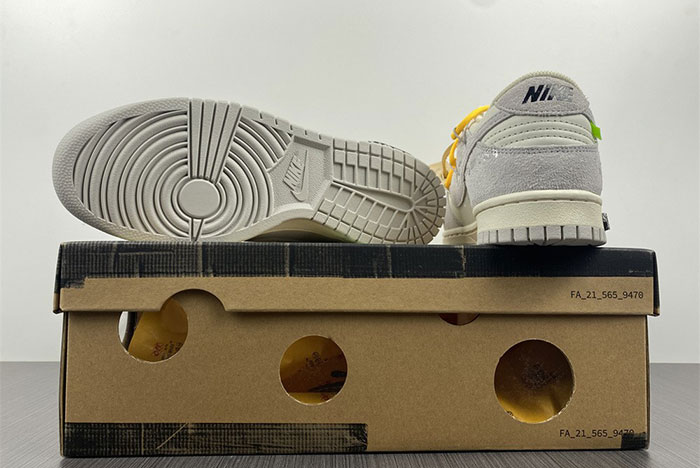 Off-White x Nike SB Dunk Low "The 50" .39-of50 DJ0950-109