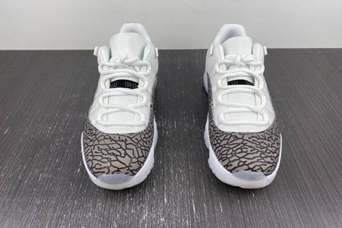 Air Jordan 11 Low WMNS “Yellow Snakeskin” AV2187-140`
