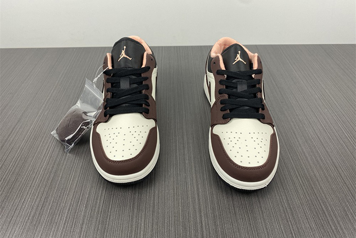 Air Jordan 1 Low “Mocha Brown” DC6991-200