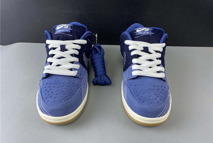 NIKE DUNK LOW CV0316-400