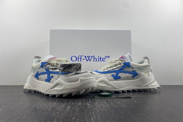 Off-White c/o Virgil Abloh 1