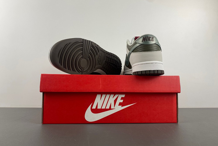 Nike Dunk Low “Year of the Snake” HV5980-231
