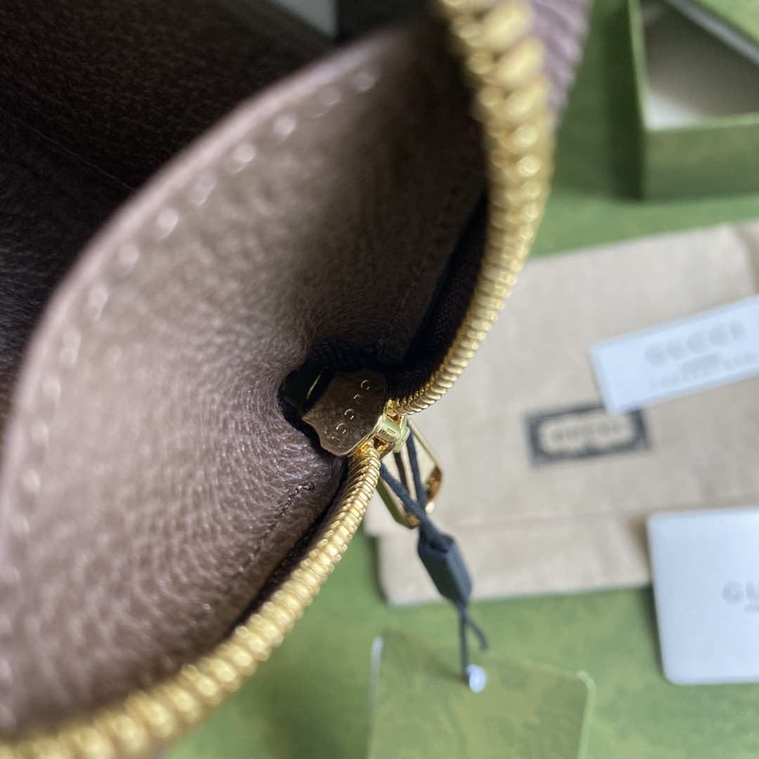 G*u*i gg marmont bag