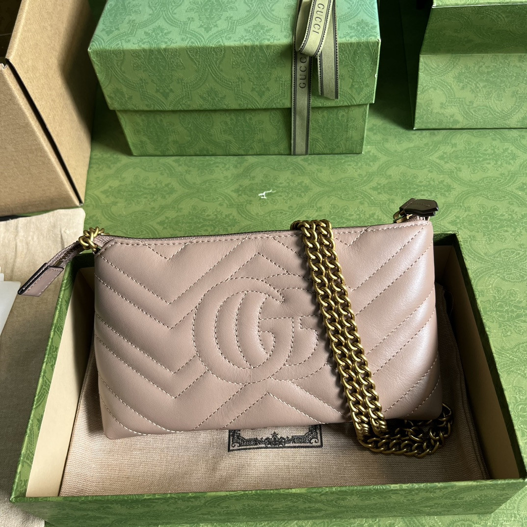G*u*i gg marmont bag