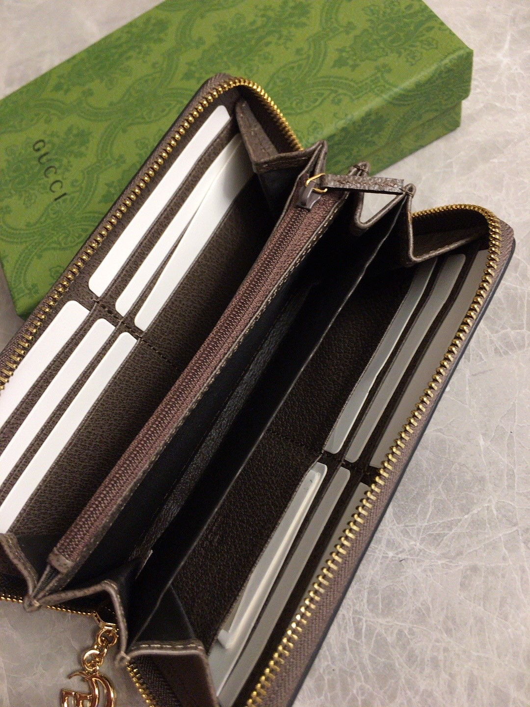 G*u*i ophidia bag