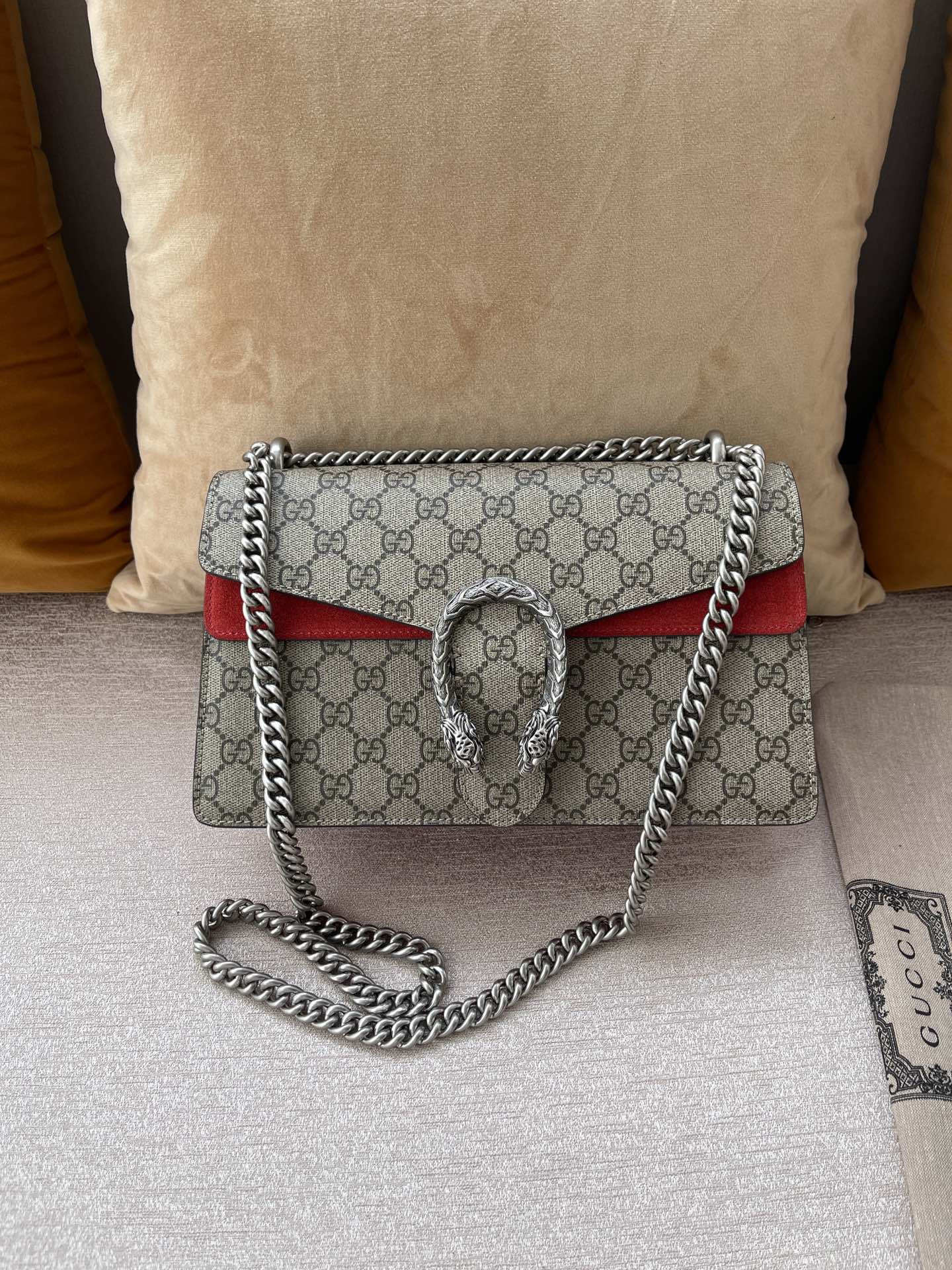 G*u*i dionysus bag