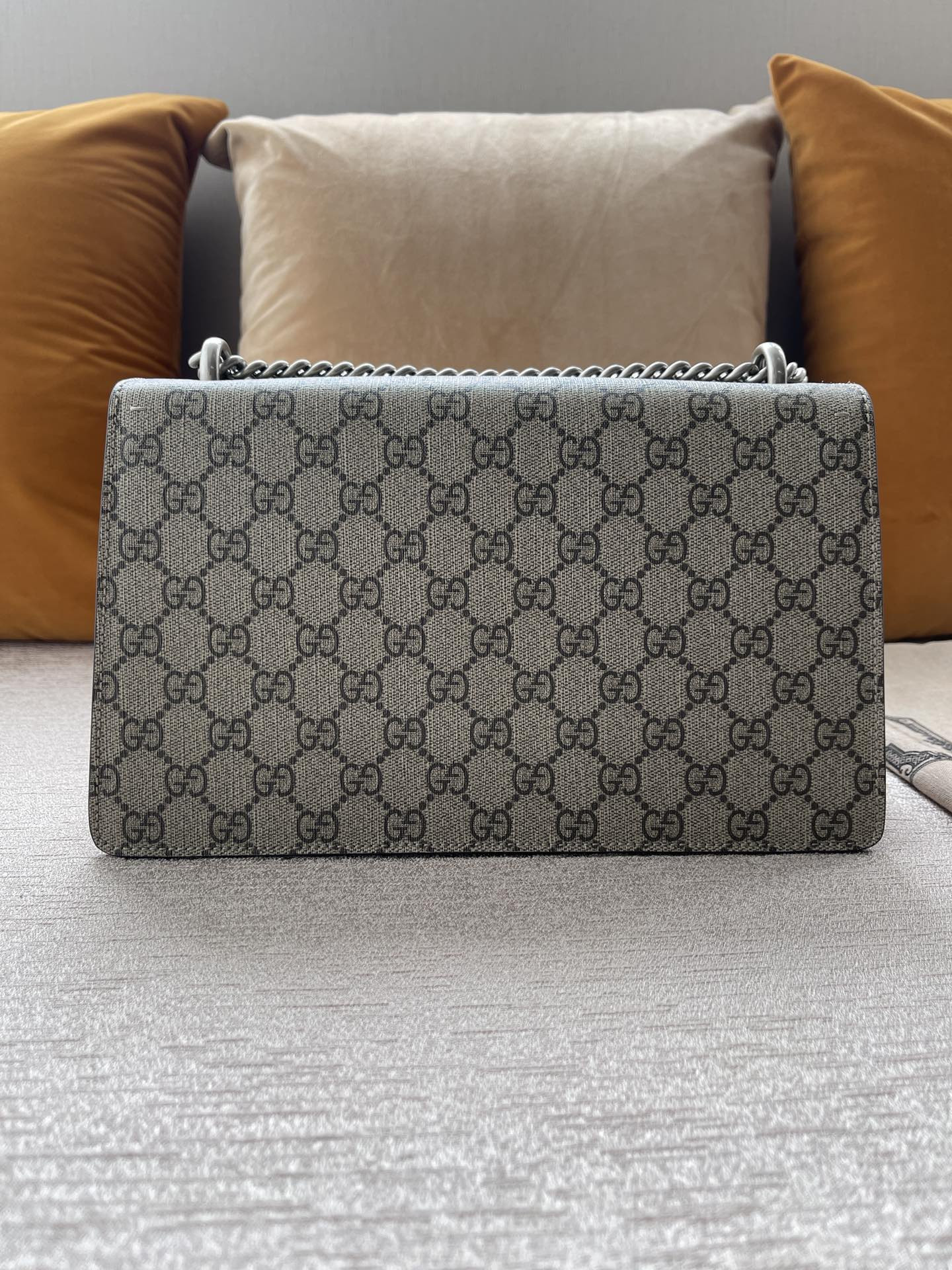 G*u*i dionysus bag