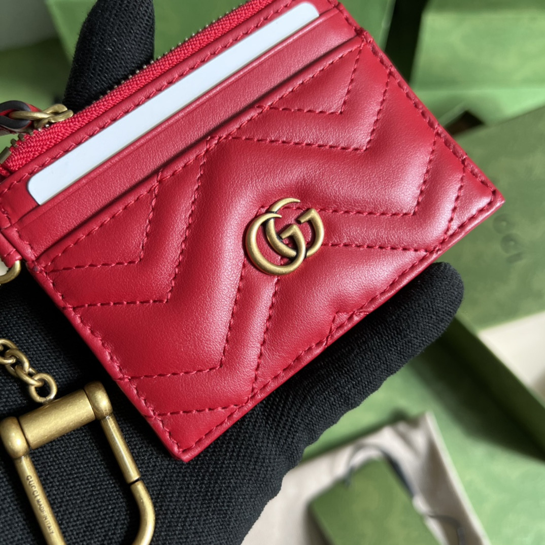 G*u*i gg marmont bag