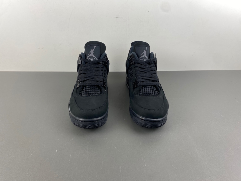 Air Jordan 4 “Black Cat” 2025 FV5029-010