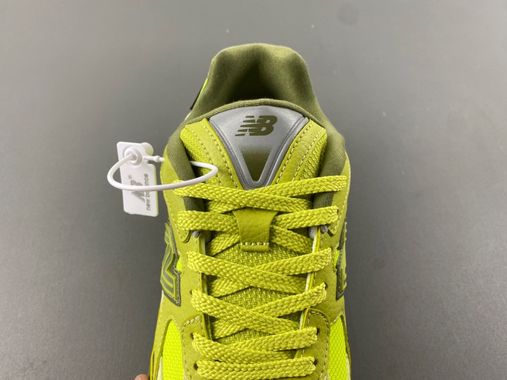new balance NB M2010GRY U2010GRLC