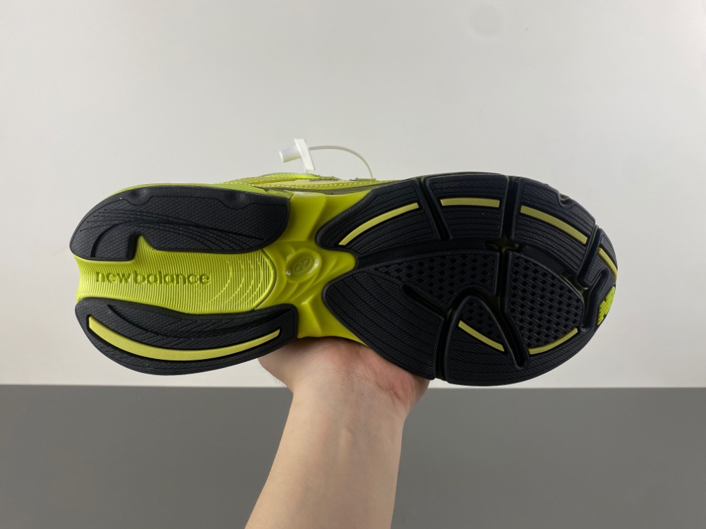 new balance NB M2010GRY U2010GRLC