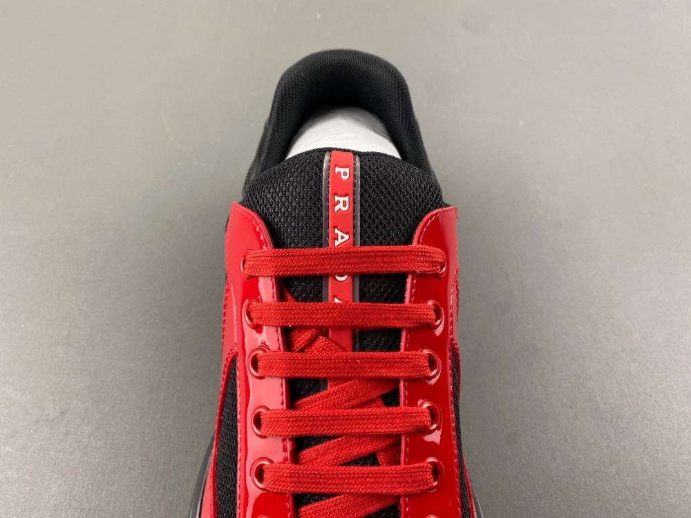 Prada America x2