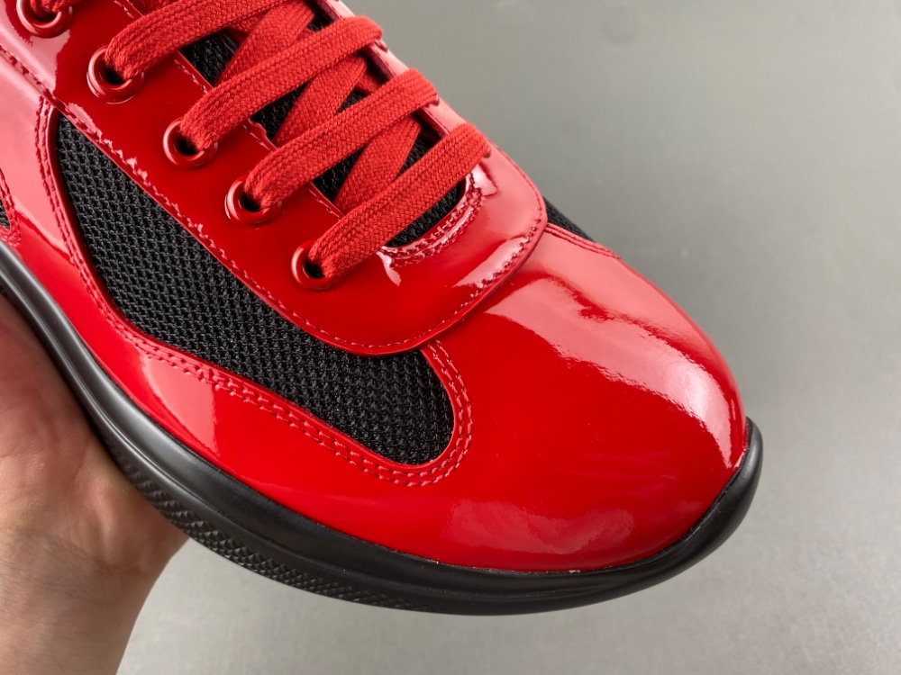 Prada America x2