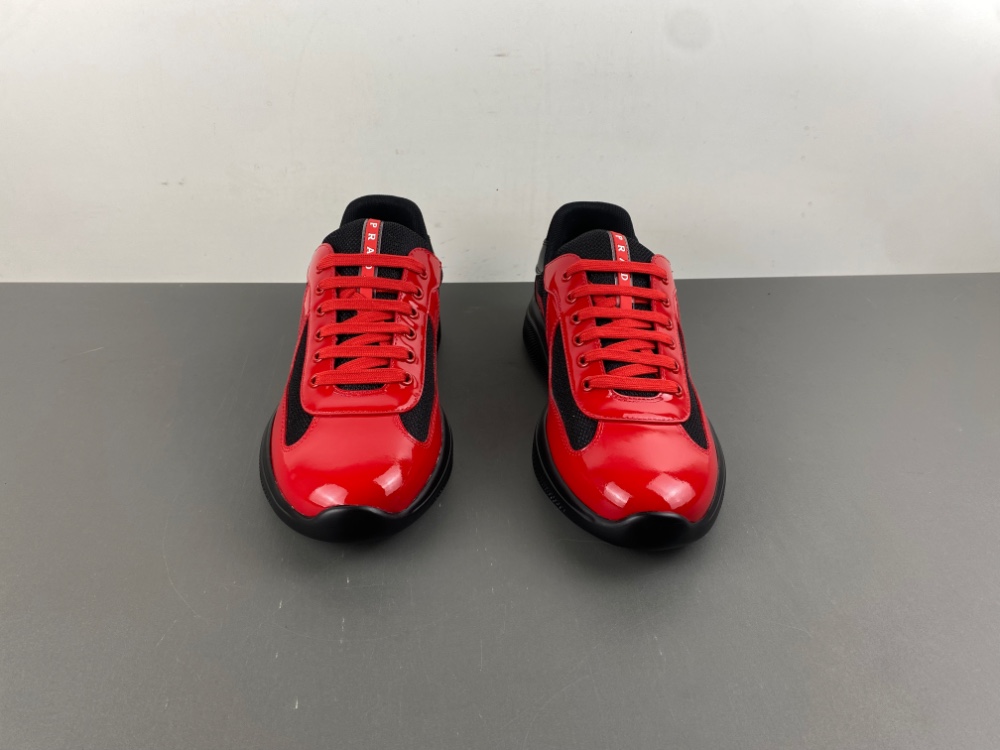 Prada America x2