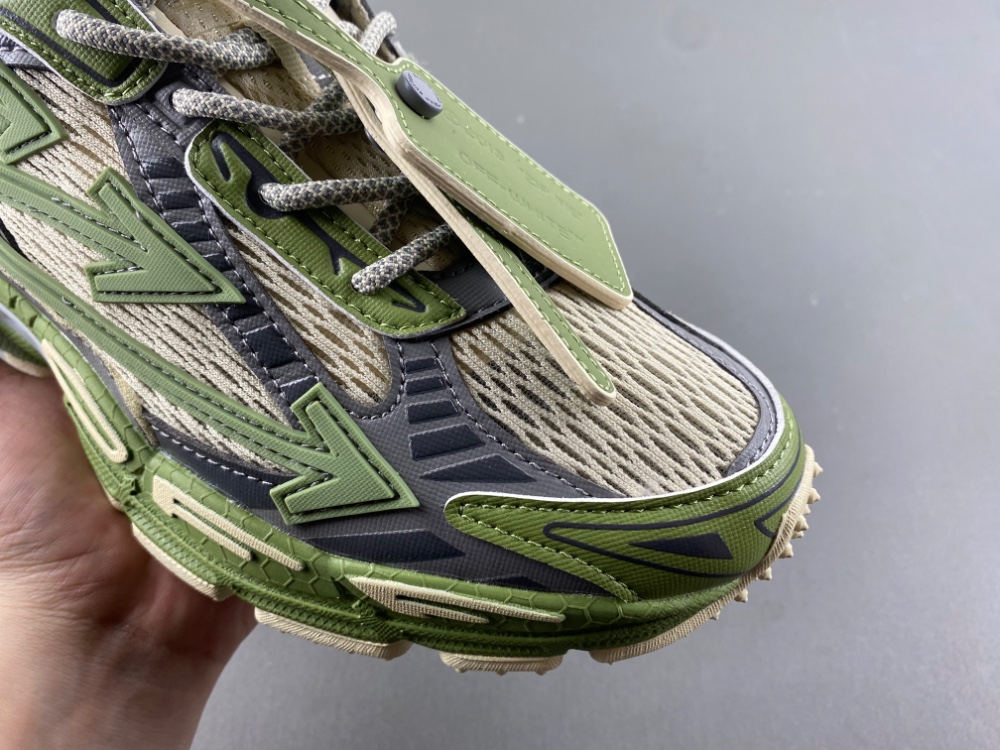 Off White 24