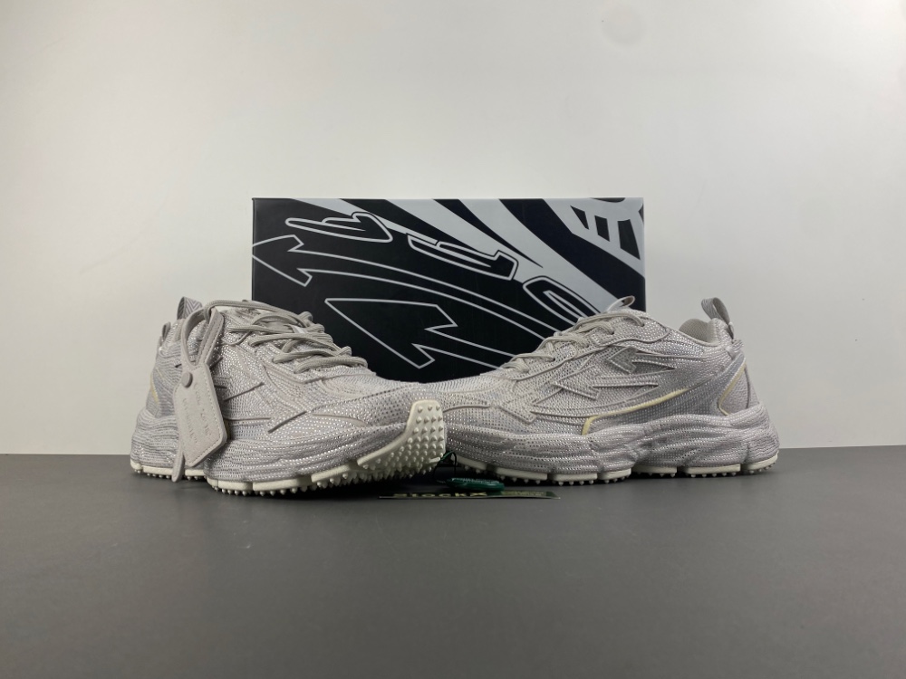 Off White 24